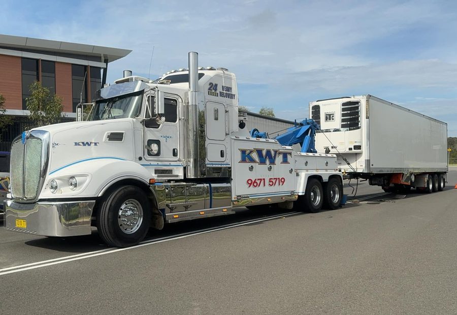 KWT enclosed vehicle transporter