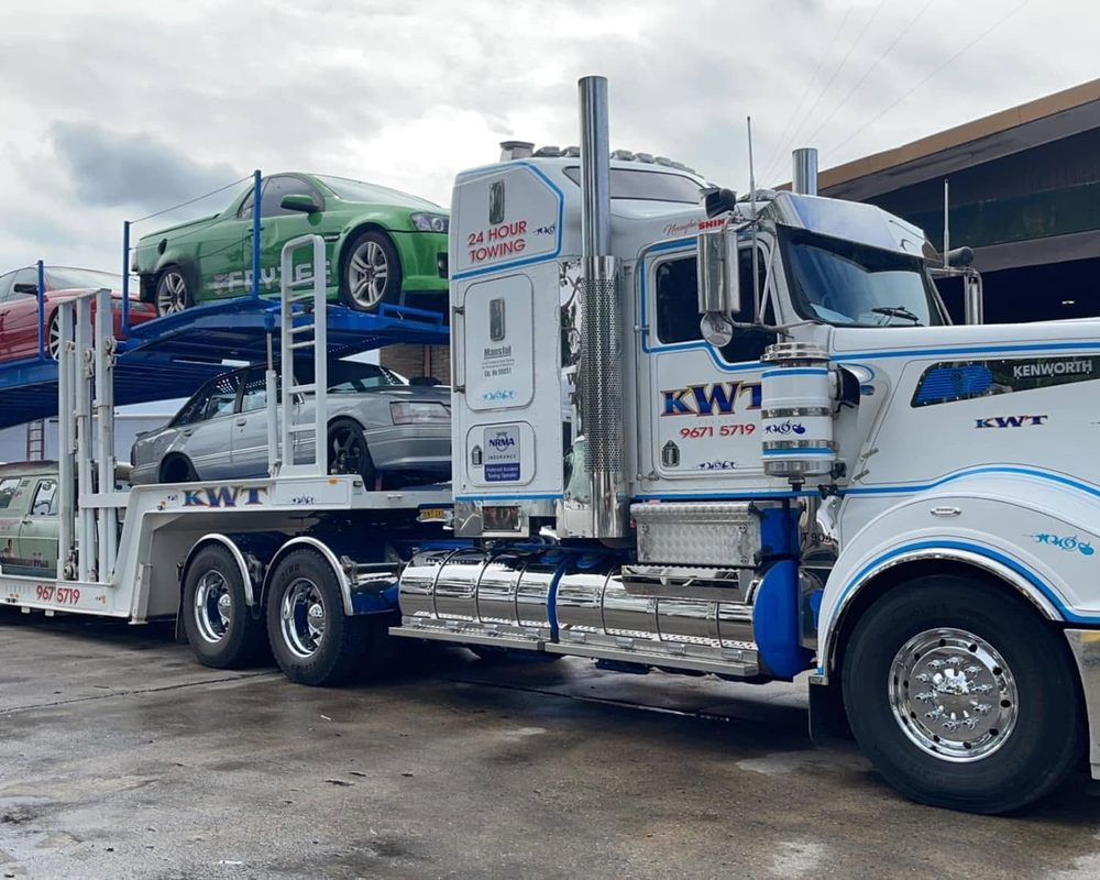 KWT car carrier loaded with vehicles