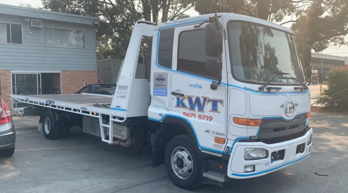 KWT 24/7 emergency breakdown assistance on the roadside